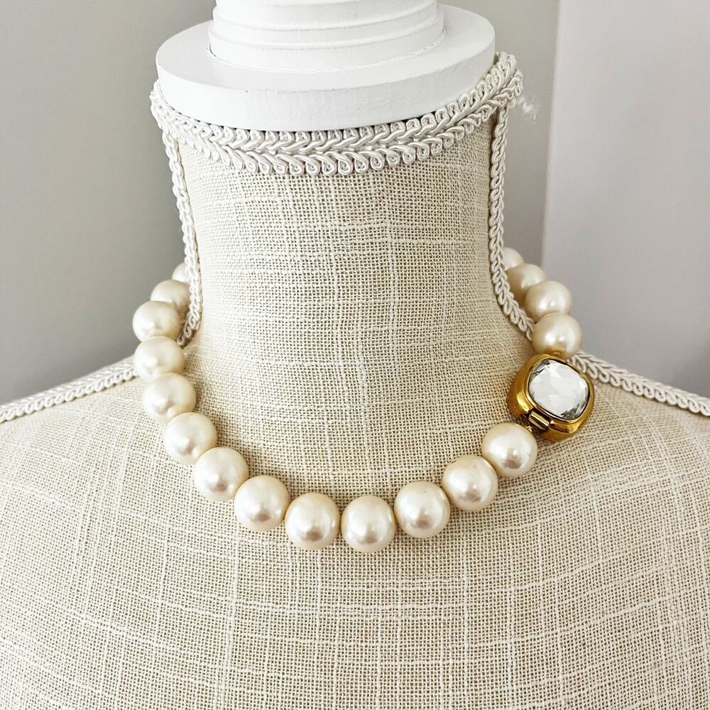 Trifari Vintage 90's Chunky Faux Pearl Necklace with Large Rhinestone Clasp - Picture 7 of 11